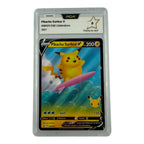 Carte Pokémon gradée Pikachu Surfeur V 008/025 PCA 9 – recto | Sneyzencorp